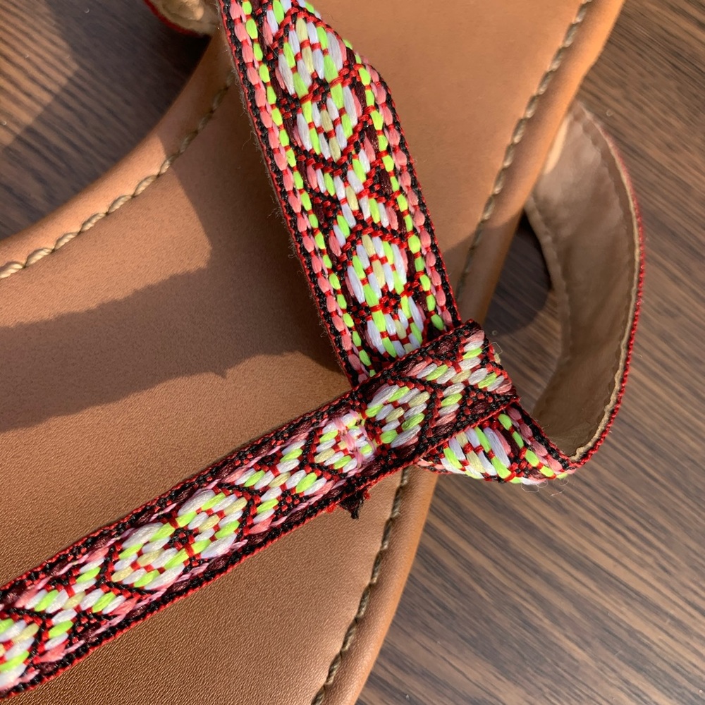 Sandals - Picture 2 of 3